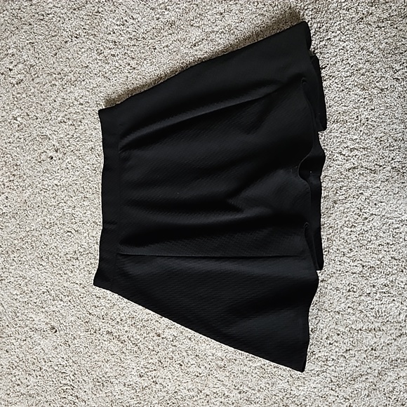 H&M High waisted Skater Skirt - Picture 1 of 3